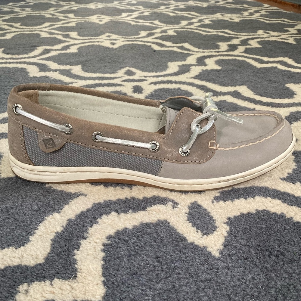 Sperry boat shoe